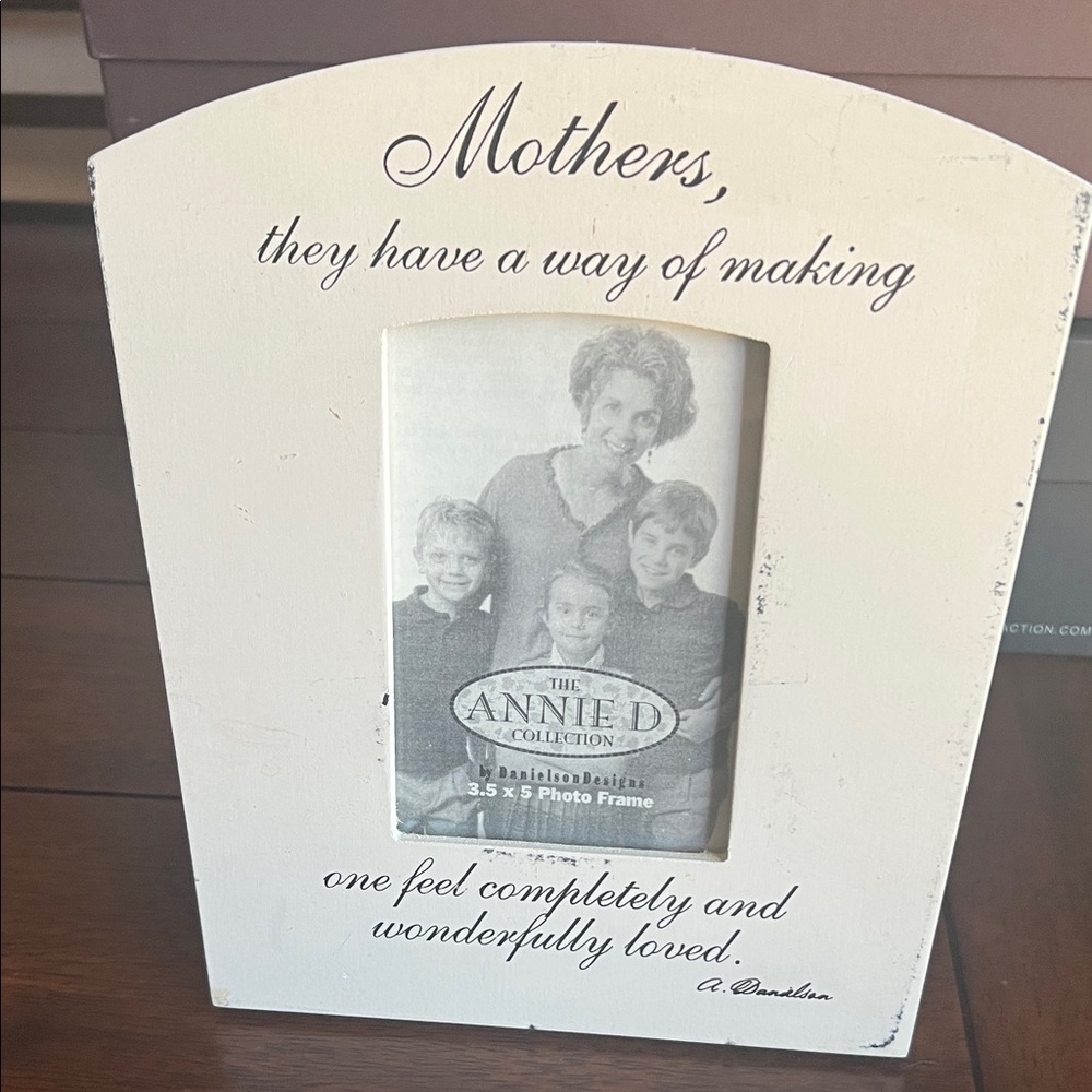 Annie White Mother's Sentiment Frame Picture 4.5 x 3